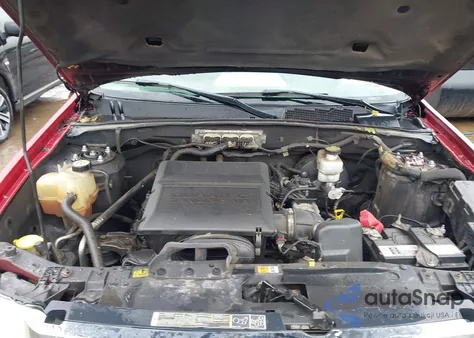 2011 Ford Escape Xlt z USA, uszkodzony, nr VIN 1FMCU9DG6BKB81928